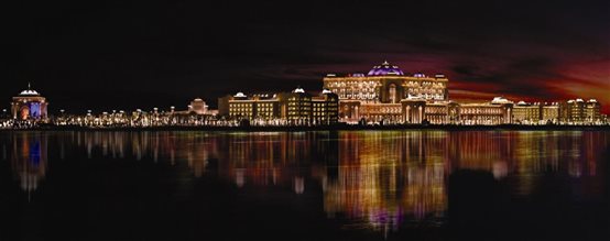 SetWidth1500-Emirates-Palace-Night-Panorama.jpg